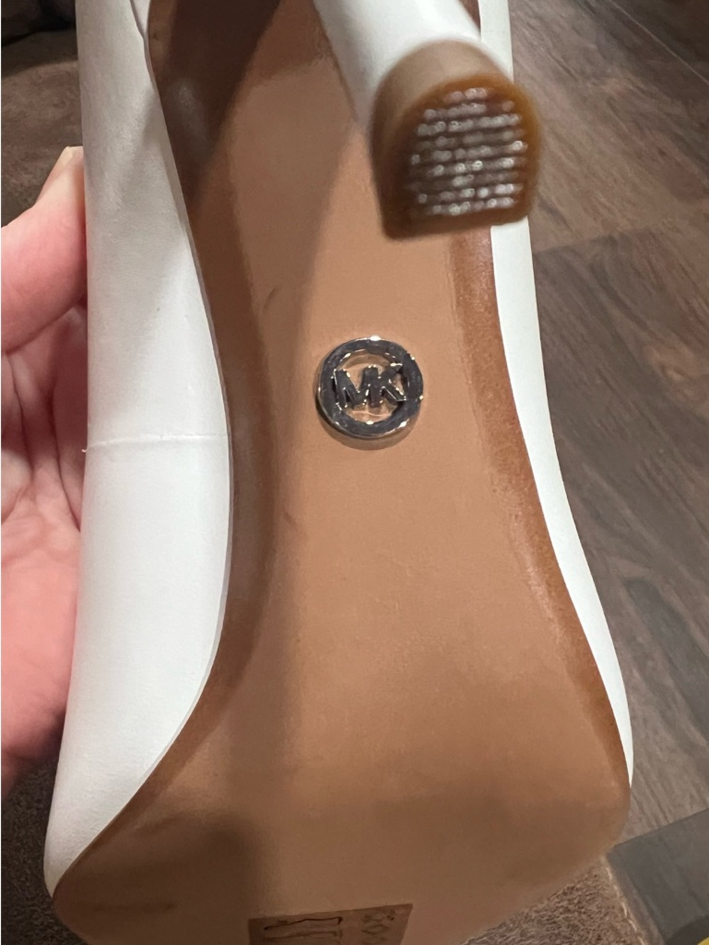 Michael Kors Alina Flex White Pointed Toe Stiletto Pumps - Picture 10 of 11